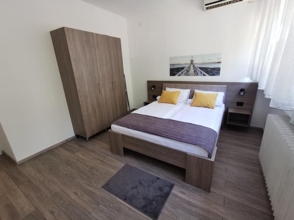 Apartman Pavlovic 1 Dedinje Exterior foto